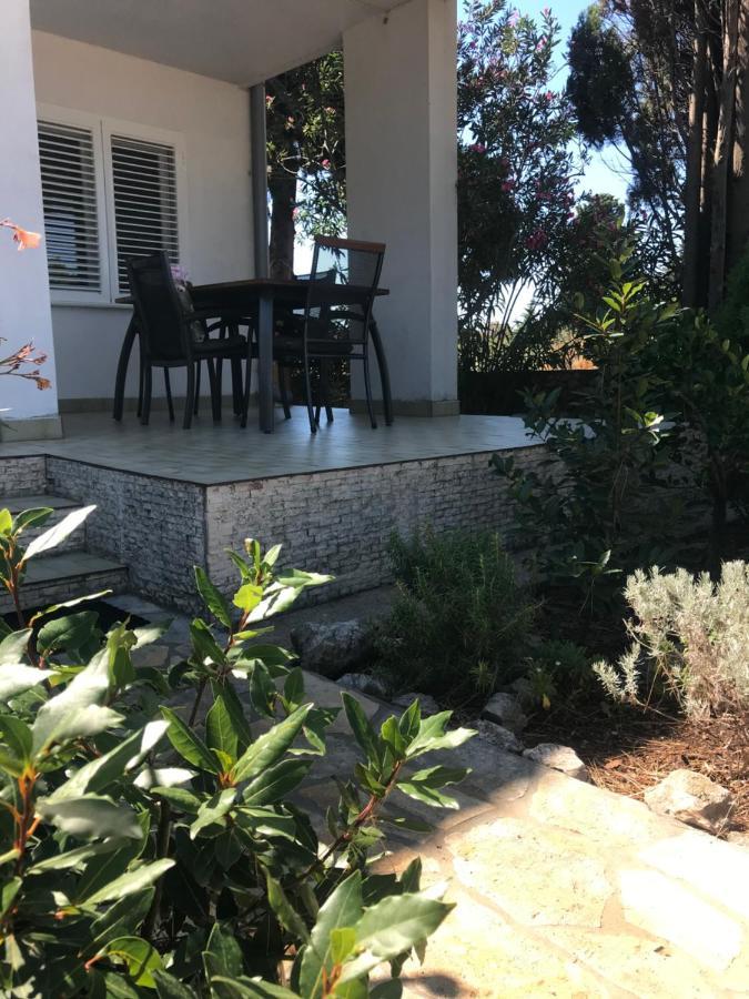 Holiday Home Nova Novaglia Esterno foto