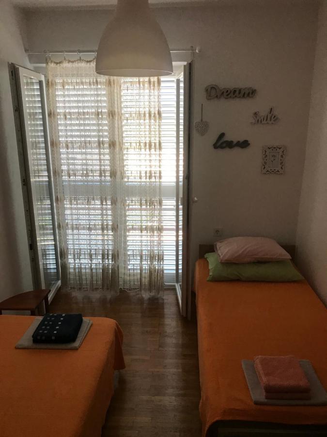 Holiday Home Nova Novaglia Esterno foto