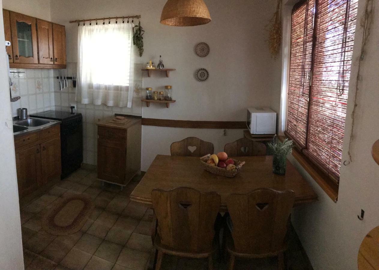 Holiday Home Nova Novaglia Esterno foto